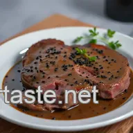 Steak au Poivre : Un D&eacute;licieux Classique de la Cuisine Fran&ccedil;aise